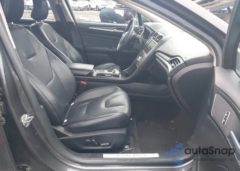 2018 Ford Fusion Hybrid Titanium z USA, uszkodzony, nr VIN 3FA6P0RU6JR123840